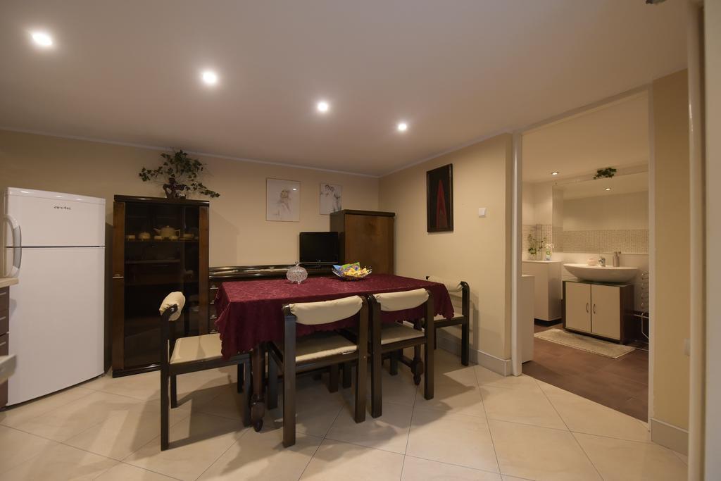 H & V Residence - Split Level Apartment 아라드 외부 사진