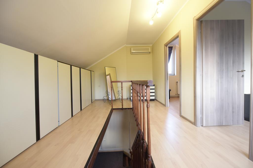 H & V Residence - Split Level Apartment 아라드 외부 사진
